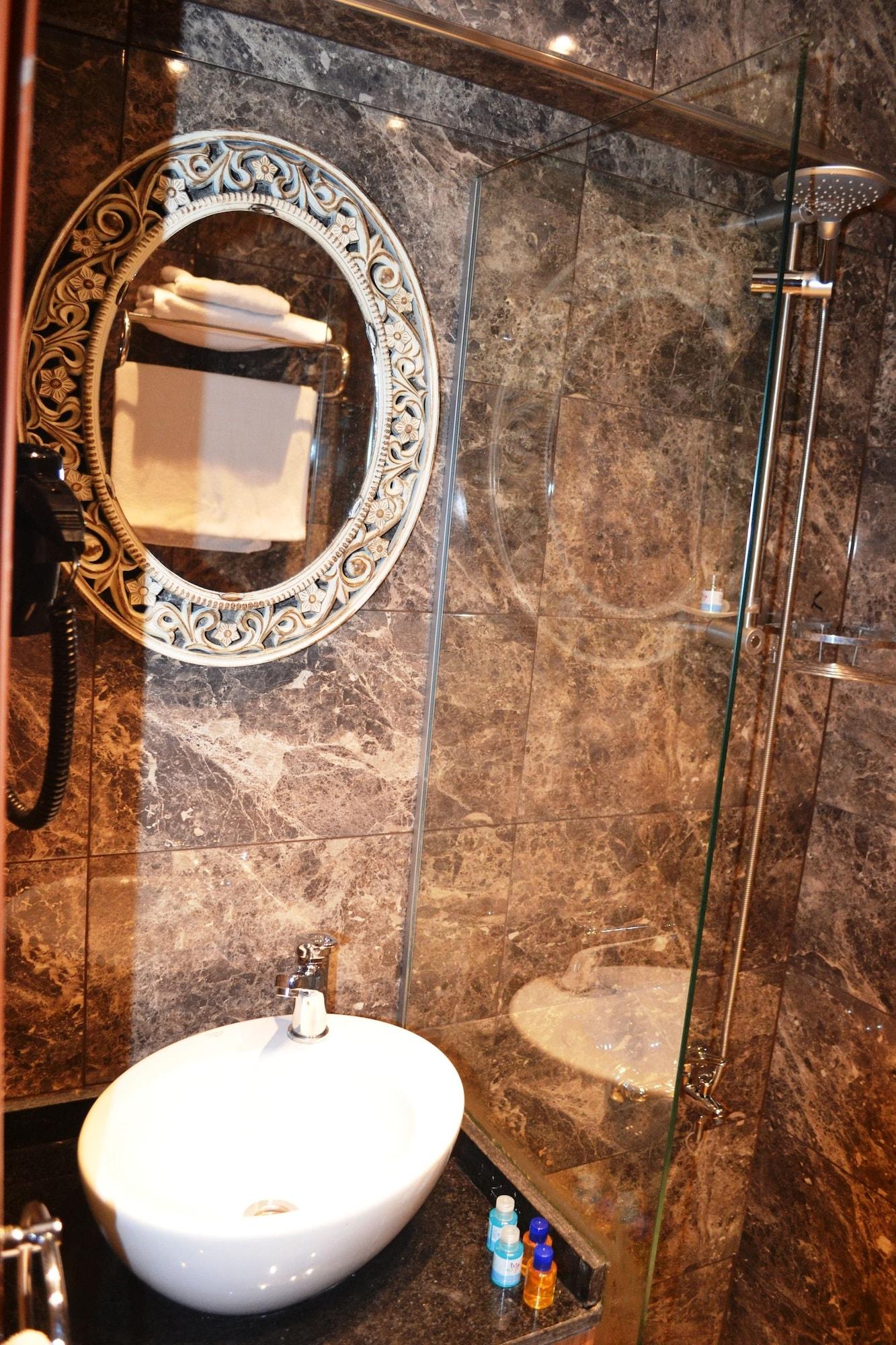 Istanbul Comfort Hotel Extérieur photo